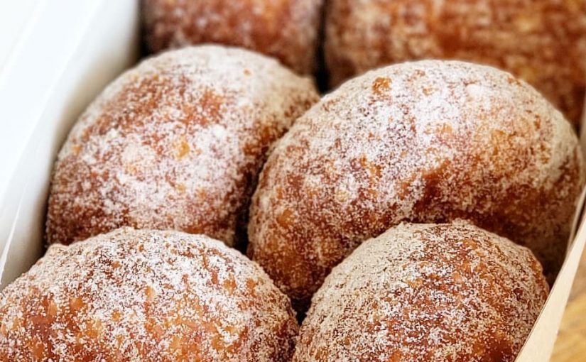 Six malasadas in box